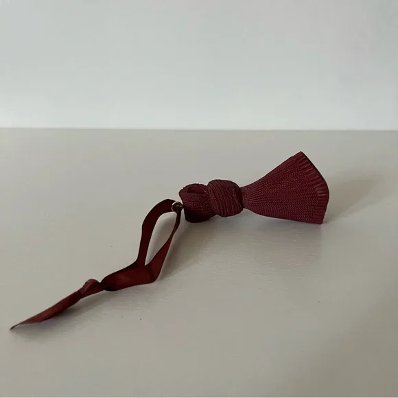 NWT Taylor Swift "All Too Well" Scarf Ornament - Picture 9 of 14